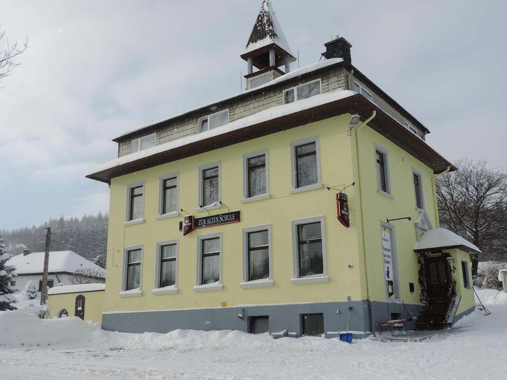 Pension Zur Alten Schule Barenstein Exterior photo